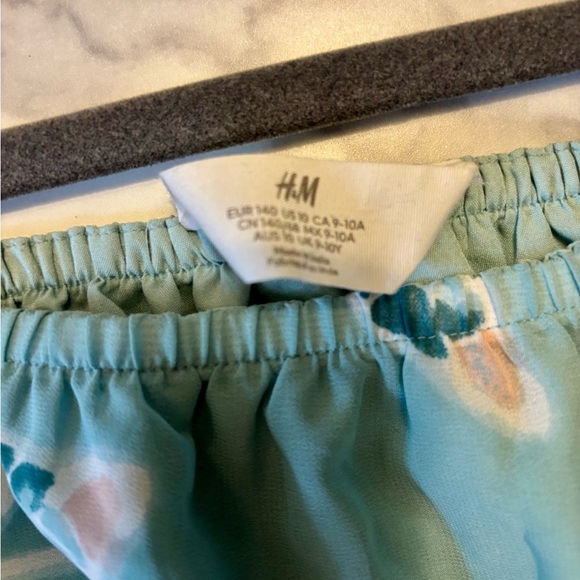 Kids H&M ASYMMETRIC
CHIFFON DRESS Butterfly Print - Picture 3 of 4